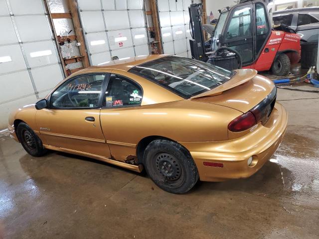 1G2JB12F427308745 - 2002 PONTIAC SUNFIRE SE GOLD photo 2