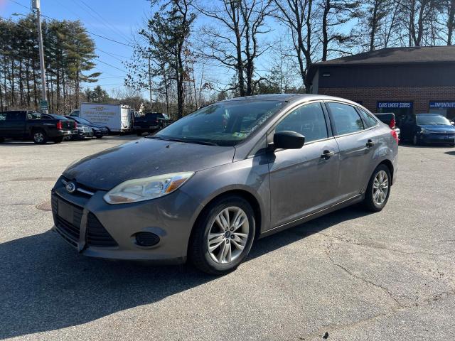 1FAHP3E24CL149353 - 2012 FORD FOCUS S GRAY photo 2