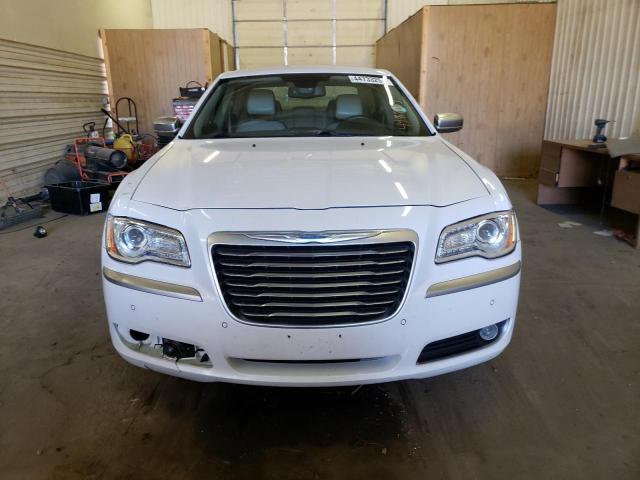 2C3CCAST1DH565882 - 2013 CHRYSLER 300C LUXURY WHITE photo 5