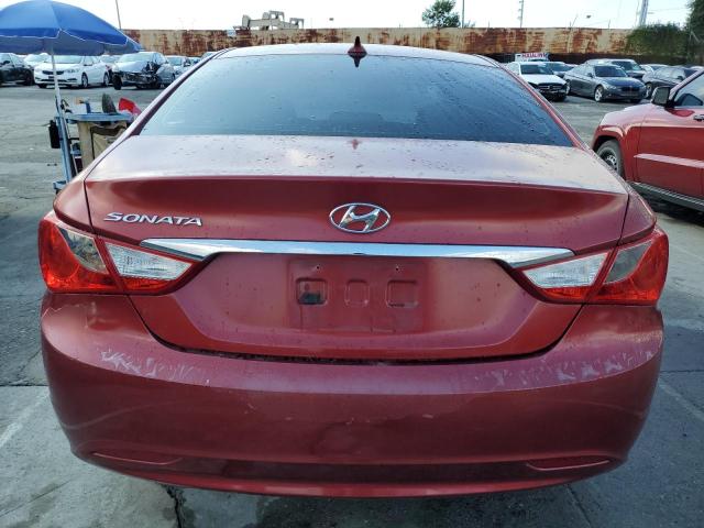 5NPEB4AC8CH416742 - 2012 HYUNDAI SONATA GLS RED photo 6