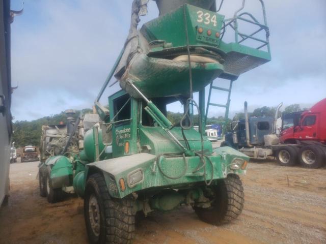 5DG8AD3T4E0012879 - 2014 OTHER MIXER TRK GREEN photo 1