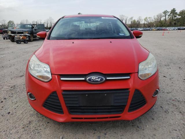 1FADP3F23DL211646 - 2013 FORD FOCUS SE RED photo 5