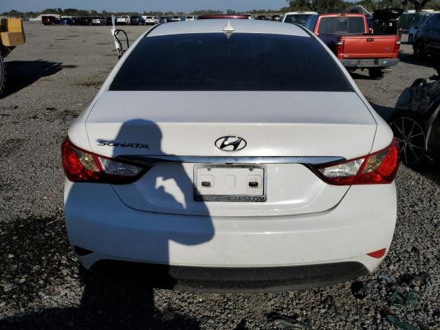 5NPEB4AC2EH859715 - 2014 HYUNDAI SONATA GLS WHITE photo 6