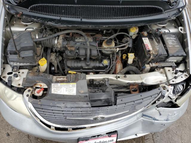 2C4GP24323R254765 - 2003 CHRYSLER TOWN & COU SILVER photo 12