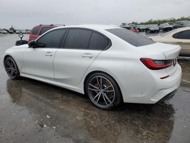 3MW5U7J05N8C59353 - 2022 BMW M340I WHITE photo 2