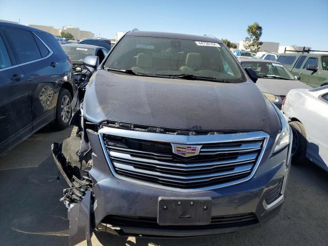 1GYKNCRS8JZ137095 - 2018 CADILLAC XT5 LUXURY BLUE photo 5