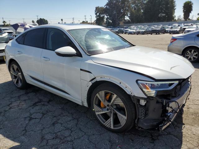 WA13AAGE2NB036392 - 2022 AUDI E-TRON SPORTBACK PRESTIGE WHITE photo 4