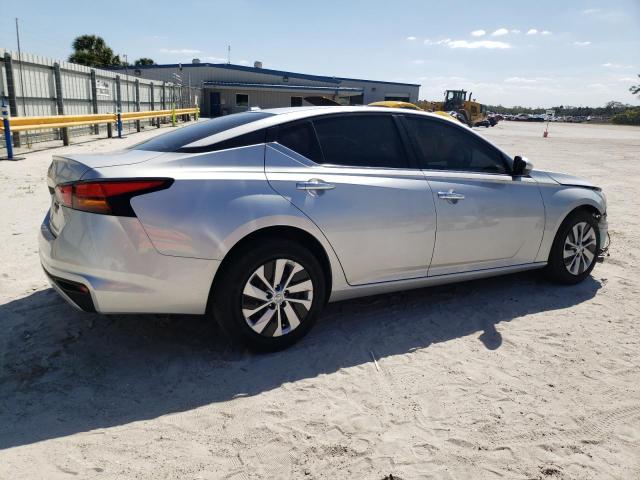 1N4BL4BV6LC195997 - 2020 NISSAN ALTIMA S SILVER photo 3