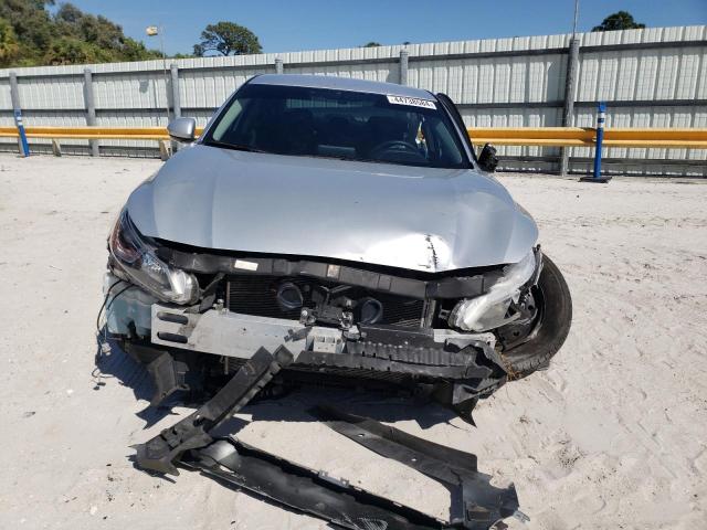 1N4BL4BV6LC195997 - 2020 NISSAN ALTIMA S SILVER photo 5