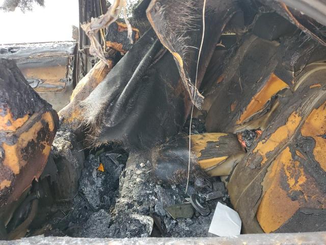 4T1BE32KX5U038714 - 2005 TOYOTA CAMRY LE BLACK photo 10