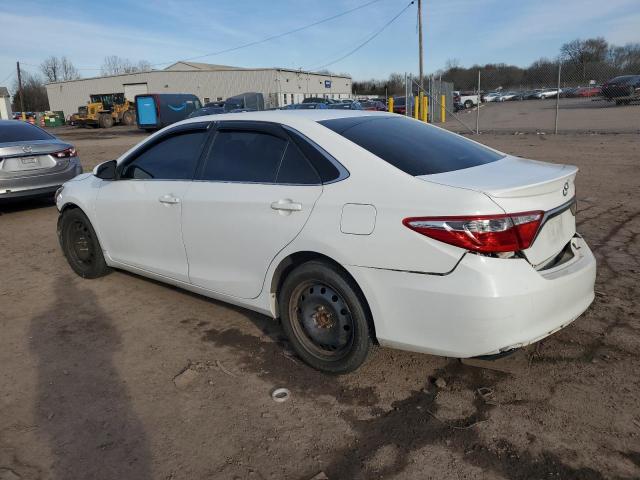 4T1BF1FK5FU916773 - 2015 TOYOTA CAMRY LE WHITE photo 2