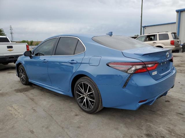4T1G11AK9PU130469 - 2023 TOYOTA CAMRY SE NIGHT SHADE BLUE photo 2
