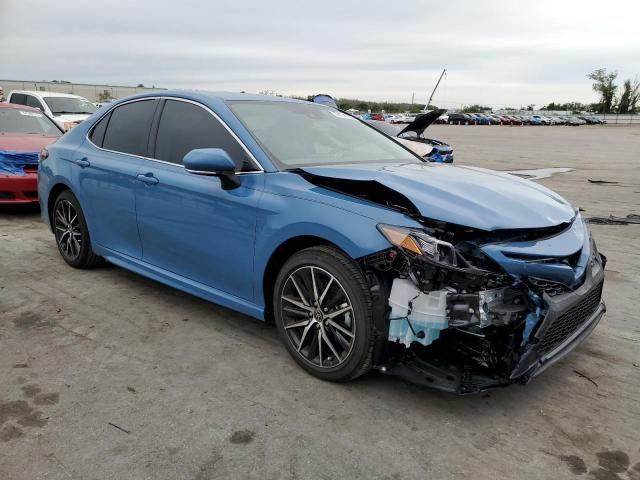 4T1G11AK9PU130469 - 2023 TOYOTA CAMRY SE NIGHT SHADE BLUE photo 4