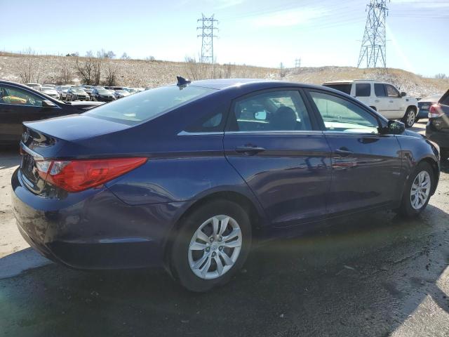 5NPEB4AC9BH037926 - 2011 HYUNDAI SONATA GLS BLUE photo 3