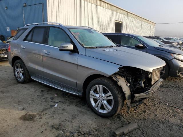 4JGDA2EB8EA341891 - 2014 MERCEDES-BENZ ML 350 BLUETEC SILVER photo 4