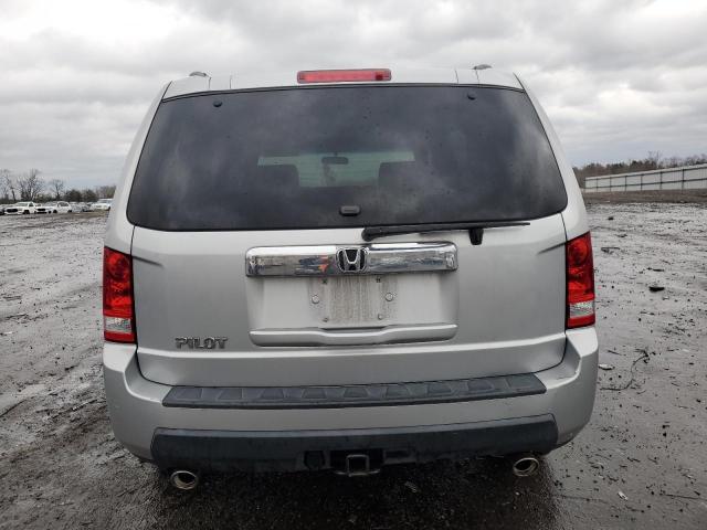 5FNYF3H49BB021539 - 2011 HONDA PILOT EX SILVER photo 6