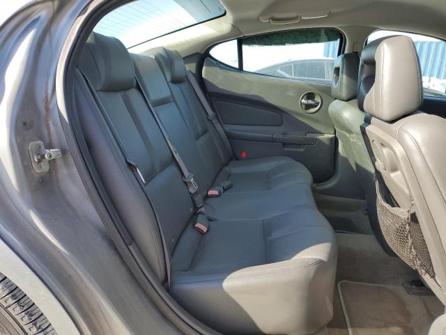 2G2WS522041352526 - 2004 PONTIAC GRAND PRIX GT2 ნაცრისფერი ფოტო 10