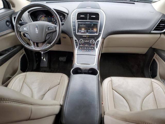 2LMTJ8LR0GBL45279 - 2016 LINCOLN MKX RESERVE BEIGE photo 8
