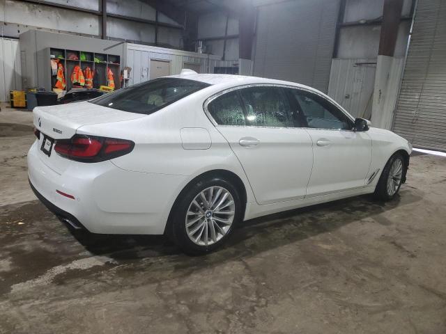 WBA13BJ07PWY22210 - 2023 BMW 530 XI WHITE photo 3