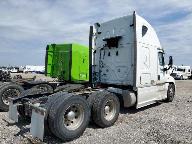 1FUJGLDV0JLHJ9896 - 2018 FREIGHTLINER CASCADIA 1 WHITE photo 4