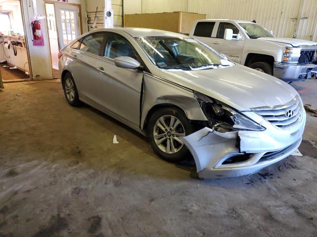 5NPEB4ACXDH625787 - 2013 HYUNDAI SONATA GLS SILVER photo 4