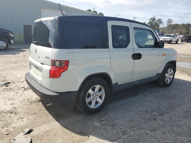 5J6YH2H79AL001456 - 2010 HONDA ELEMENT EX WHITE photo 3