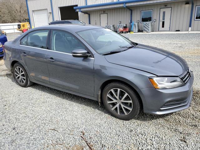 3VWDB7AJ4HM372149 - 2017 VOLKSWAGEN JETTA SE SILVER photo 4