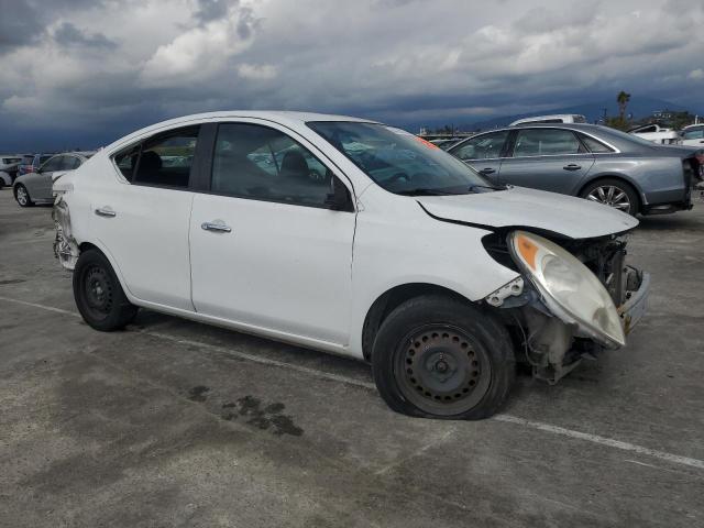 3N1CN7AP5EL842929 - 2014 NISSAN VERSA S WHITE photo 4