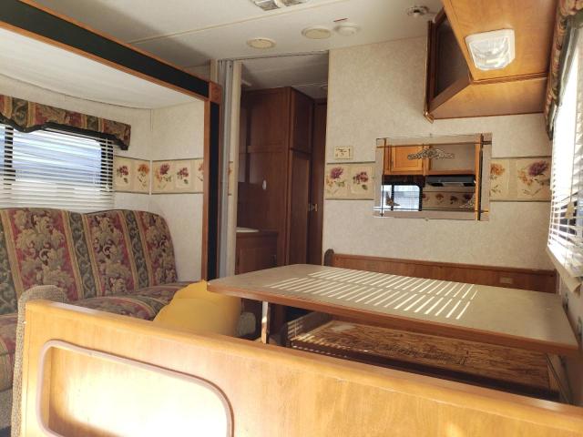 1EC1R252442480998 - 2004 HEART LAND PROWLER 白色 照片 5