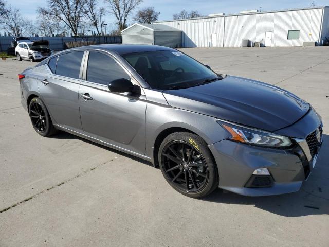 1N4BL4CV2KN313738 - 2019 NISSAN ALTIMA SR GRAY photo 4