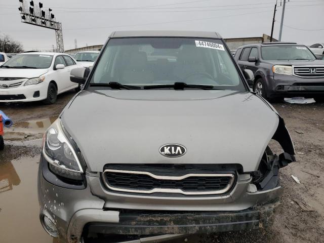 KNDJT2A63D7596874 - 2013 KIA SOUL + GRAY photo 5