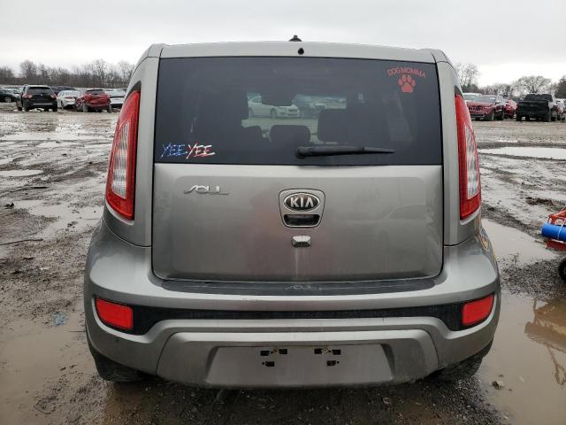 KNDJT2A63D7596874 - 2013 KIA SOUL + GRAY photo 6