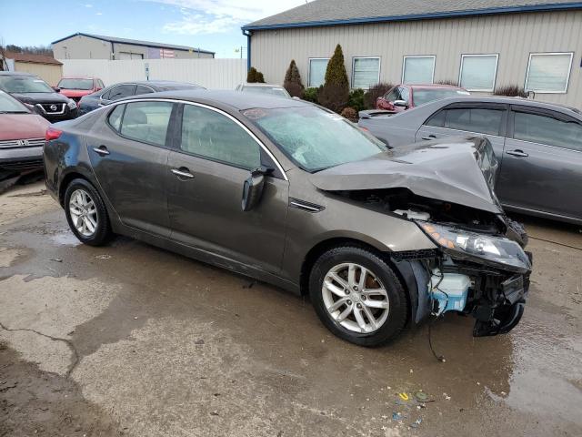 5XXGM4A77DG185738 - 2013 KIA OPTIMA LX GRAY photo 4