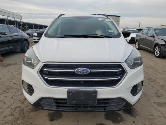 1FMCU0GD7JUD60088 - 2018 FORD ESCAPE SE WHITE photo 5