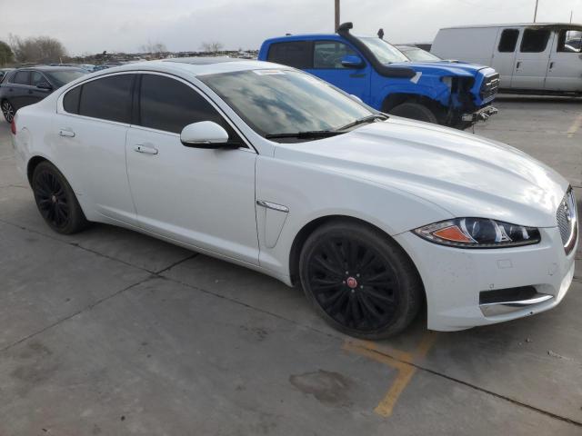 SAJWA0EX5E8U28881 - 2014 JAGUAR XF WHITE photo 4