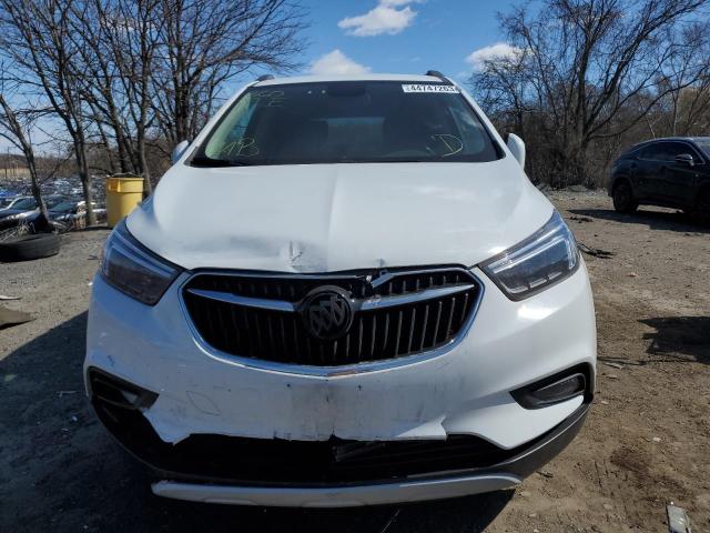 KL4CJGSM5KB785653 - 2019 BUICK ENCORE ESSENCE WHITE photo 5