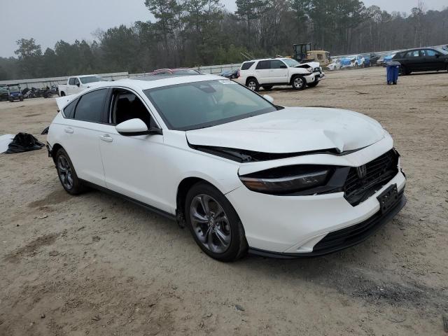 1HGCY1F33RA025688 - 2024 HONDA ACCORD EX WHITE photo 4