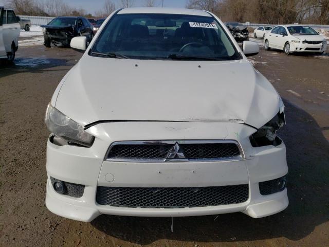 JA3AU26UX9U614119 - 2009 MITSUBISHI LANCER ES/ES SPORT WHITE photo 5