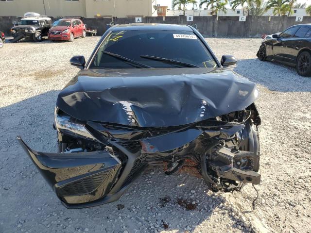 4T1G11AK5PU820767 - 2023 TOYOTA CAMRY SE NIGHT SHADE BLACK photo 5
