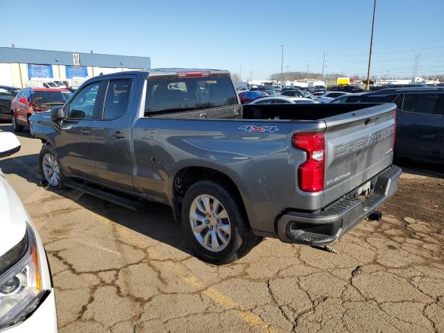 1GCRYBEH0KZ240108 - 2019 CHEVROLET SILVERADO K1500 CUSTOM GRAY photo 2