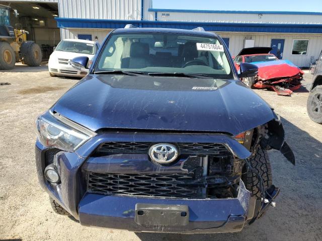 JTEBU5JR0E5190055 - 2014 TOYOTA 4RUNNER SR5 BLUE photo 5