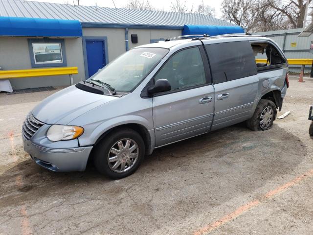 2C8GP64LX5R430860 - 2005 CHRYSLER TOWN & COU LIMITED GRAY photo 1