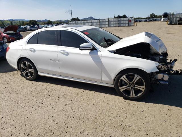 WDDZF4KB8JA309227 - 2018 MERCEDES-BENZ E 300 4MATIC WHITE photo 4