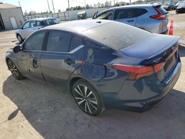 1N4BL4CW4KN318884 - 2019 NISSAN ALTIMA SR BLUE photo 2