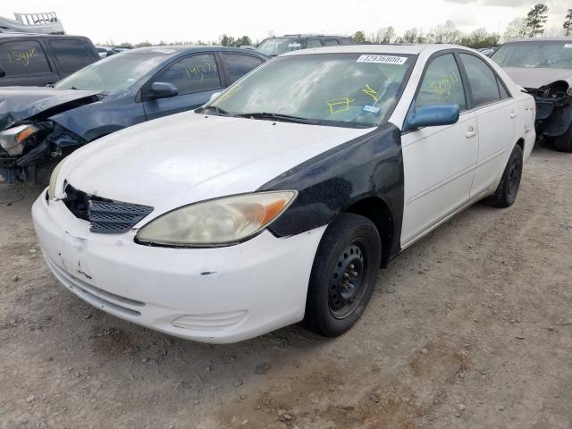 4T1BE32K34U360416 - 2004 TOYOTA CAMRY LE WHITE photo 2