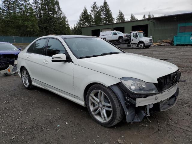 WDDGF8BB7CR204276 - 2012 MERCEDES-BENZ C 300 4MATIC WHITE photo 4