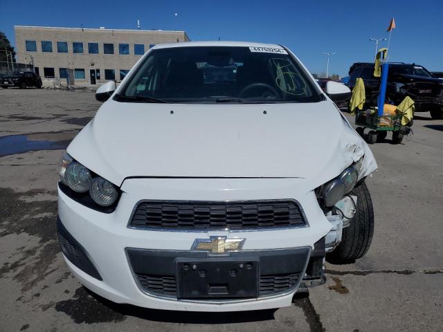 1G1JC6SH4F4166145 - 2015 CHEVROLET SONIC LT WHITE photo 5