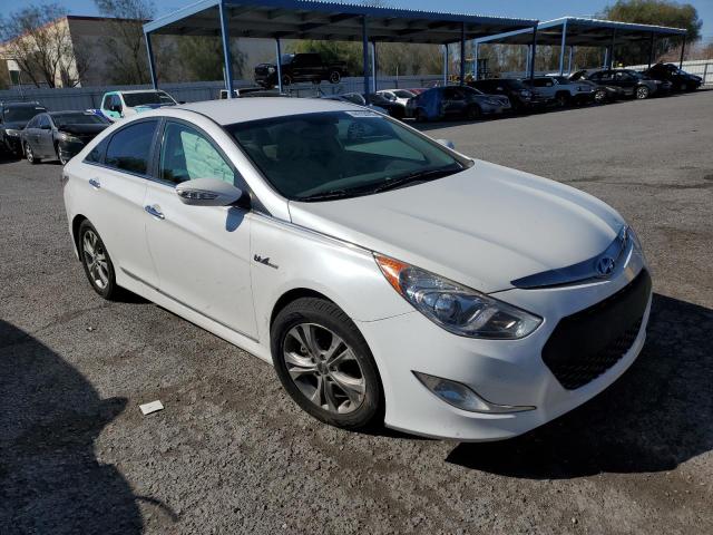 KMHEC4A41DA096187 - 2013 HYUNDAI SONATA HYBRID WHITE photo 4