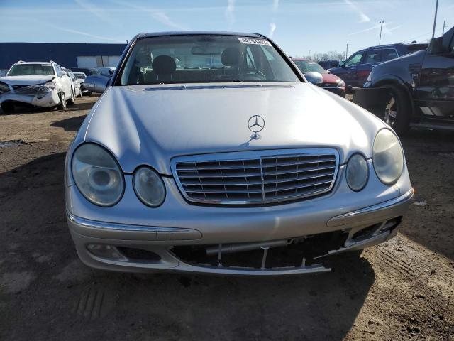 WDBUF83J54X163550 - 2004 MERCEDES-BENZ E 500 4MATIC SILVER photo 5