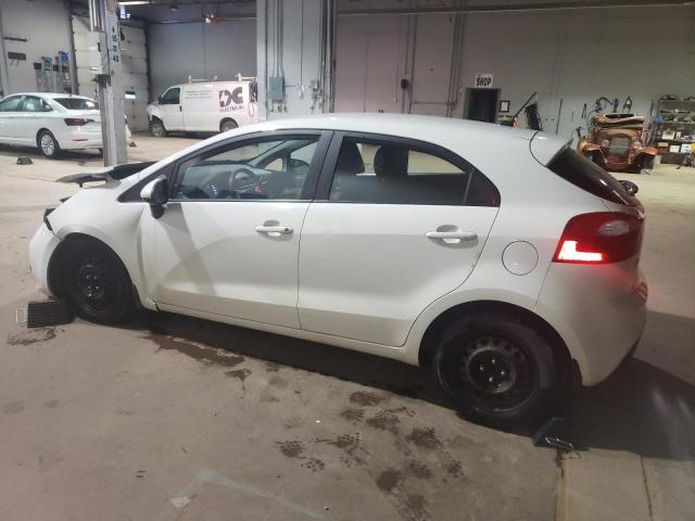 KNADM5A3XD6811977 - 2013 KIA RIO LX WHITE photo 2